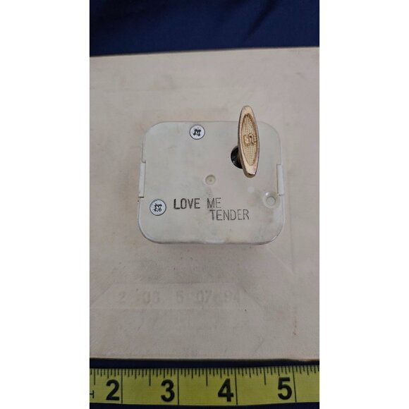 Elvis Presley King of Rock and Roll Music Box Wall Art Plaque 6"x 6" - Picture 4 of 6